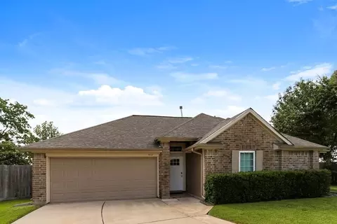 1407 Bayou Glen Dr, La Porte, TX 77571