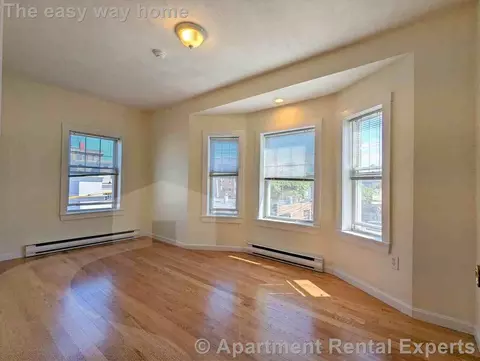 12 Winter St #7, Somerville, MA 02144