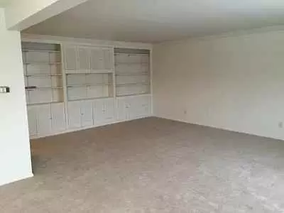 17075 Chagrin Blvd, Shaker Heights, OH 44120