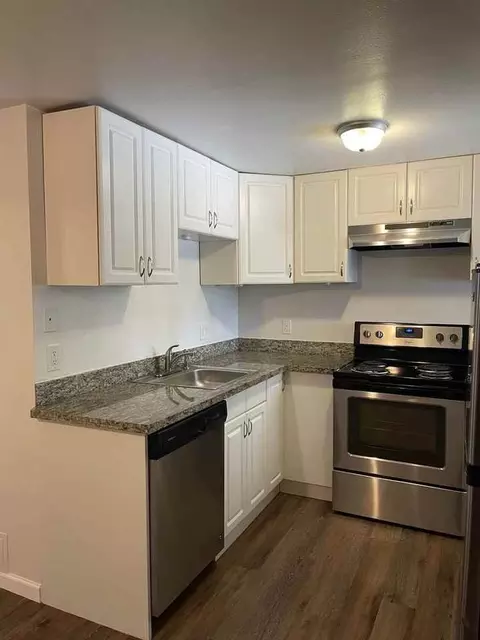 30853 14th Ave S, Federal Way, WA 98003