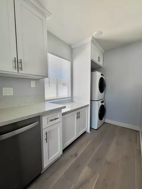 925 E 5th St, Long Beach, CA 90802 photo 6