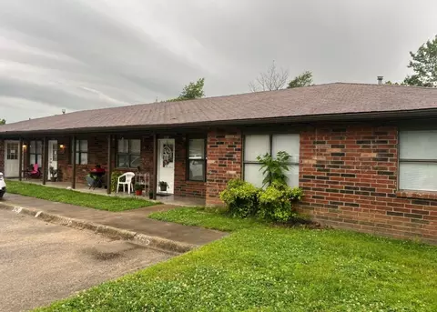1036 Hendrix St, Rogers, AR 72756