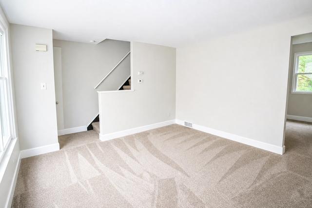 911 Sleepy Hollow Rd, Castle Shannon, PA 15234