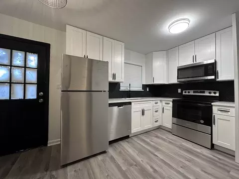 740 Mozley Dr SE, Smyrna, GA 30080