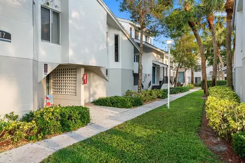 1171 Lakepointe Lndg, Plantation, FL 33322 photo 19