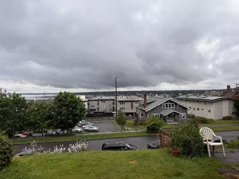 1006 N Garden St, Bellingham, WA 98225