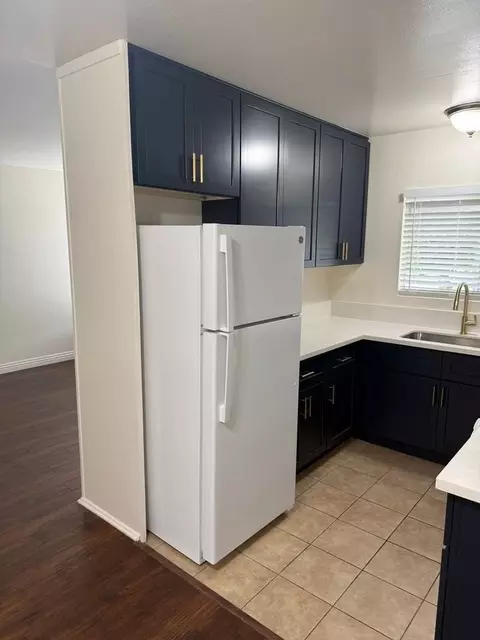 1432 Robinson Ave, San Diego, CA 92103