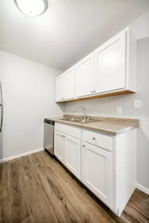 8150 W River Rd, Brooklyn Park, MN 55444 photo 30