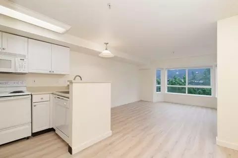 1307 N 43rd St, Seattle, WA 98103