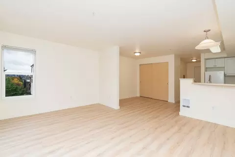 1307 N 43rd St, Seattle, WA 98103
