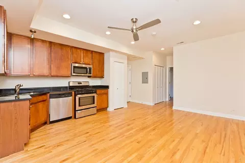 5510 N Kenmore Ave, Chicago, IL 60640