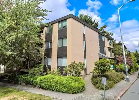 5505 15th Ave NE, Seattle, WA 98105