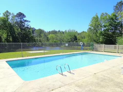 820 Bowens Mill Rd SE, Douglas, GA 31533