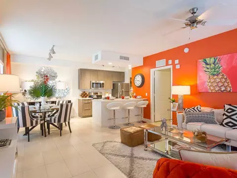 3545 W 98th St, Hialeah, FL 33018 photo 3