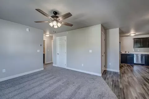 4825 5th St, Rapid City, SD 57701