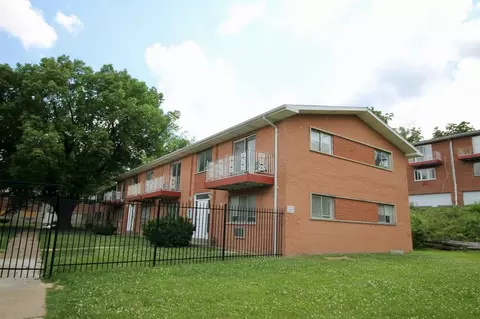 819 Gustav Ave, Saint Louis, MO 63147