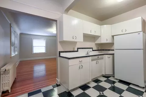 707 NW 19th Ave, Portland, OR 97209