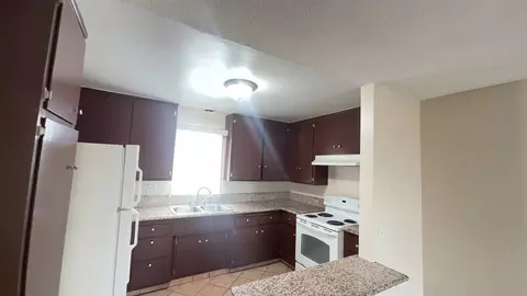 3654 Linden Ave, Long Beach, CA 90807 photo 11