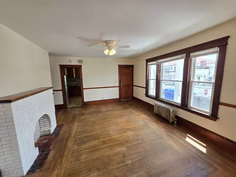 82 Littlefield St, Pawtucket, RI 02861