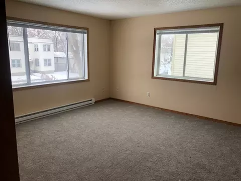 1030 Knox Ave N, Minneapolis, MN 55411