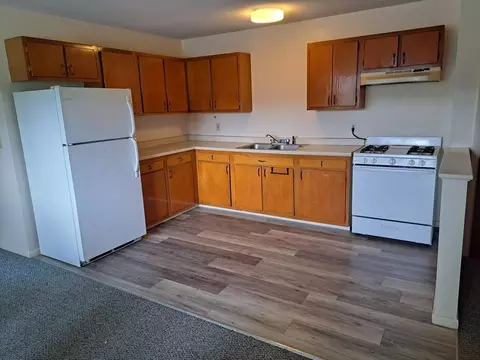 382 River St, Springfield, VT 05156