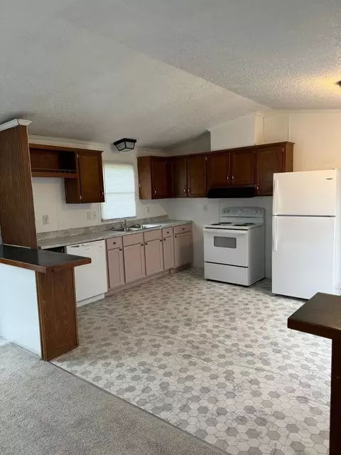 1891 N Main St, Searcy, AR 72143