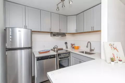 710 S Hardy Dr, Tempe, AZ 85281 photo 2