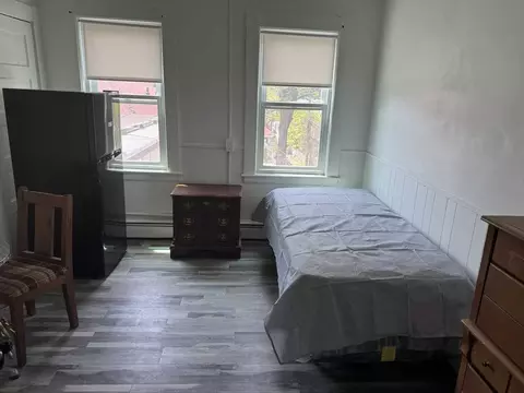 59 Tremont St, Lawrence, MA 01841