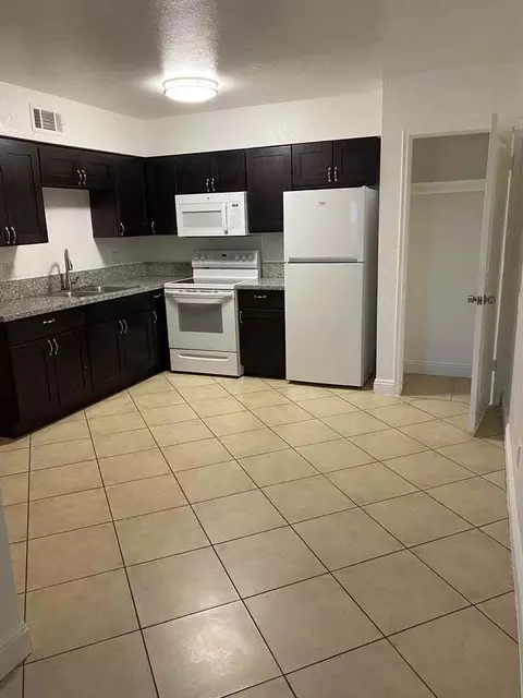 6721 N 25th Dr, Phoenix, AZ 85017