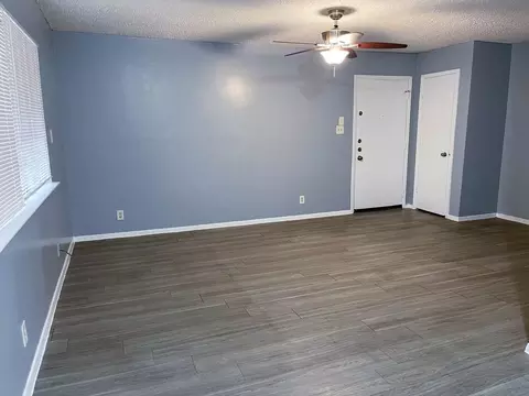 8907 Parkfield Dr, Austin, TX 78758 photo 12