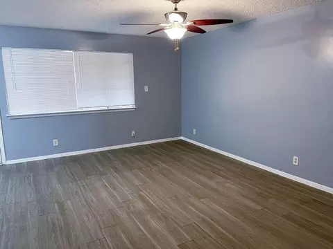 8907 Parkfield Dr, Austin, TX 78758 photo 11