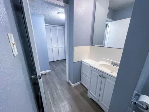 8907 Parkfield Dr, Austin, TX 78758 photo 22