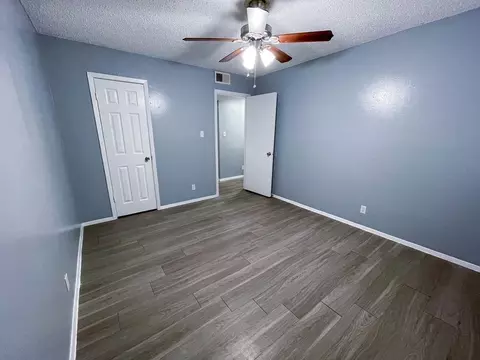 8907 Parkfield Dr, Austin, TX 78758 photo 16