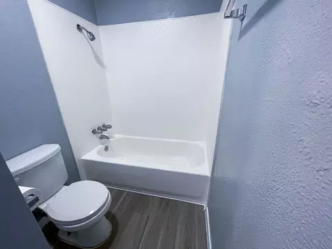 8907 Parkfield Dr, Austin, TX 78758 photo 24