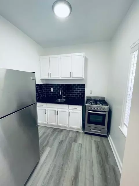 615 S Glendale Ave, Glendale, CA 91205 photo 17