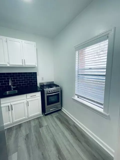 615 S Glendale Ave, Glendale, CA 91205 photo 18
