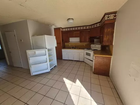 501 E Boynton St, Hamilton, TX 76531