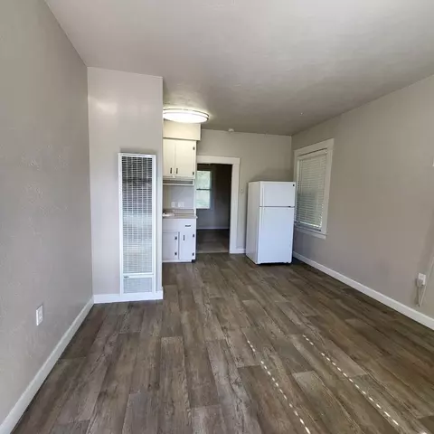 4460 63rd St, Sacramento, CA 95820