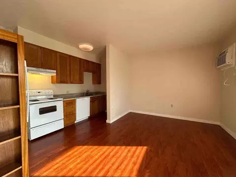 4460 63rd St, Sacramento, CA 95820