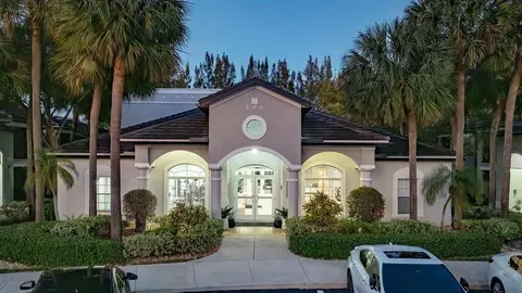 200 Commodore Dr, Plantation, FL 33325 photo 30