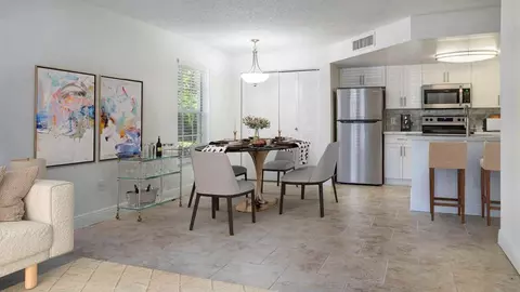 200 Commodore Dr, Plantation, FL 33325 photo 3