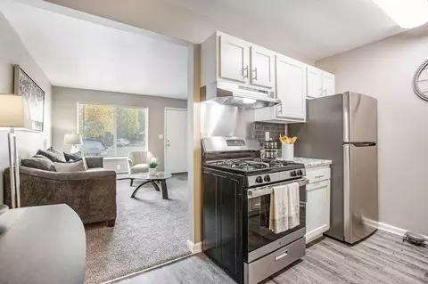 3902 Mayfield Ave NE, Grand Rapids, MI 49525 photo 8