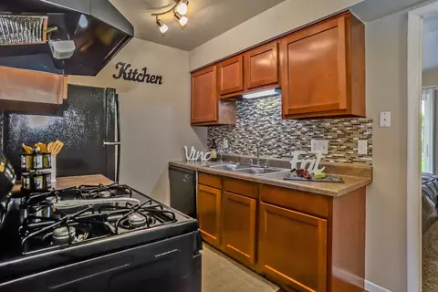 3902 Mayfield Ave NE, Grand Rapids, MI 49525 photo 18