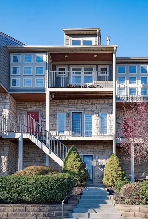 Crescent Ave, Covington, KY 41011