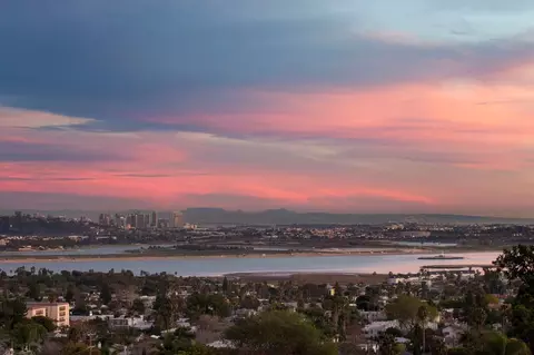 4626 Albuquerque St, San Diego, CA 92109