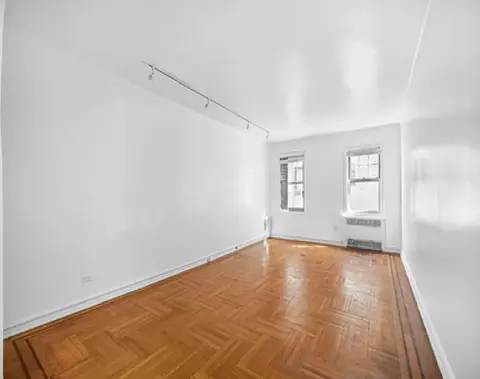 601 E 19th St, Brooklyn, NY 11226