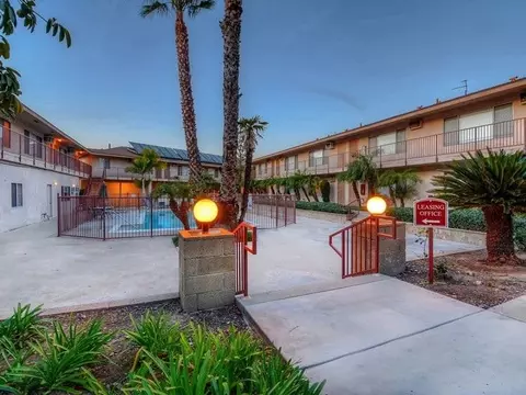 245 E Lincoln Ave, Orange, CA 92865 photo 17