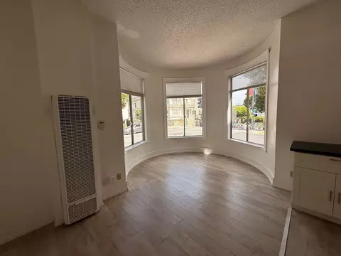 563 Steiner St, San Francisco, CA 94117