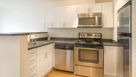 938 110th Ave NE, Bellevue, WA 98004 photo 8