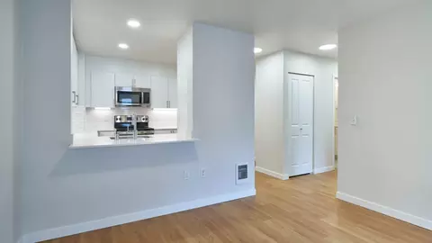938 110th Ave NE, Bellevue, WA 98004 photo 45